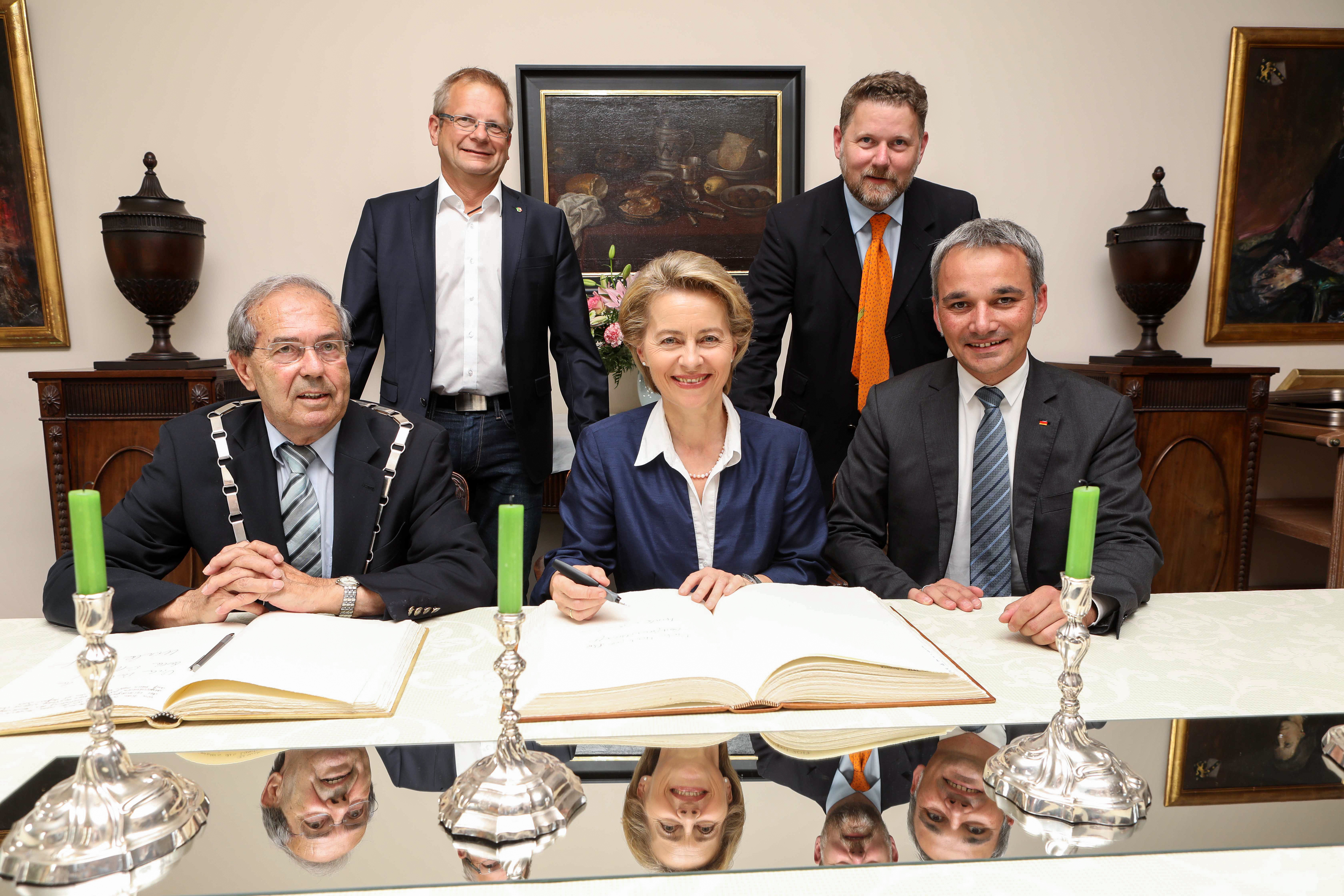 Cdu Hueckelhoven Von Der Leyen Auf Haus Hall