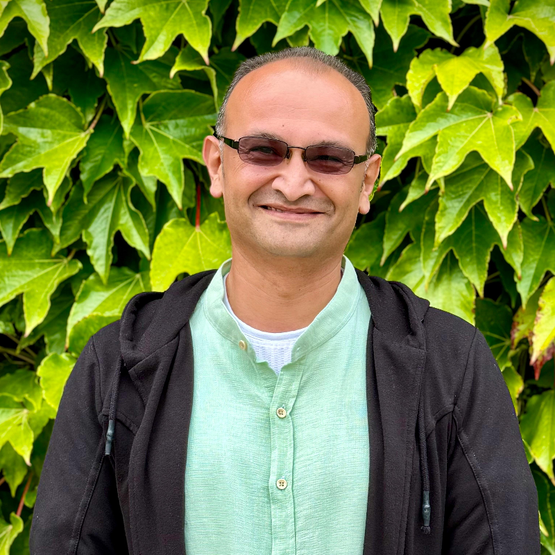  Ali Yilmaz