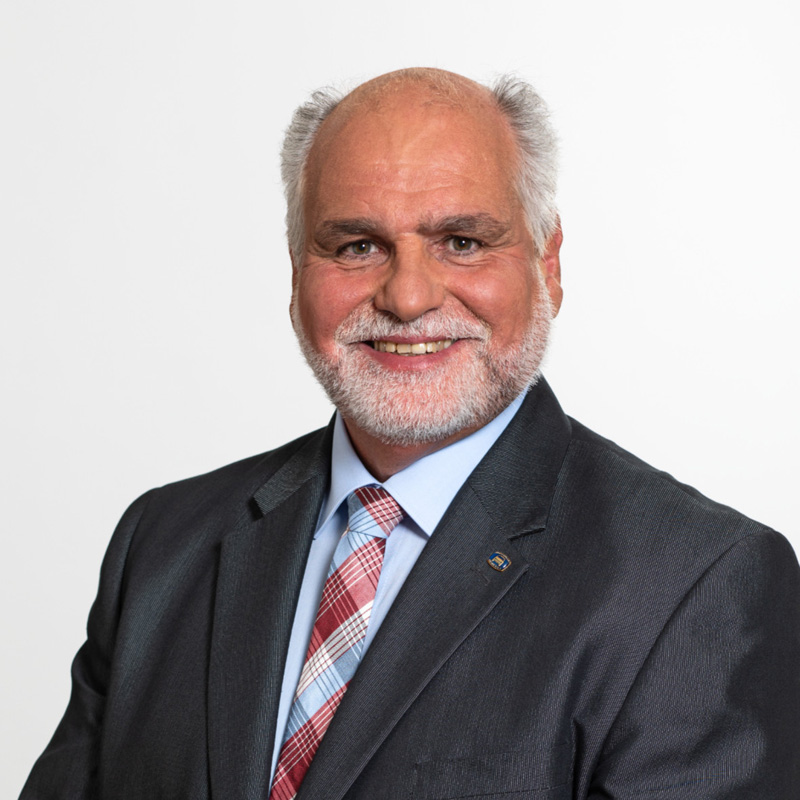  Heinz- Gerd Schmitz